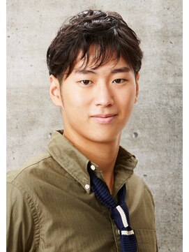 メンズウィル バイ スヴェンソン 横浜スポット(MEN'S WILL by SVENSON) ソフトツーブロックにツイストパーマでお洒落なコンマヘアに