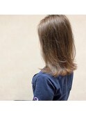 切りっぱなしホワイトグレージュ
