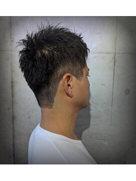 バーバーバー 八広(BARBER-BAR) ツーブロック×ショート