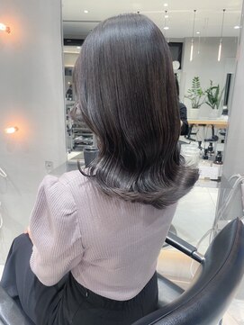 ヘアサロンガリカアオヤマ(hair salon Gallica aoyama) 【田中杏実】艶髪ラベンダーグレー/大人かわいいくびれミディ