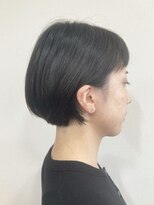 ミシュタ(mishuTA)&nbsp;首元ギリギリグラデーションボブスタイル