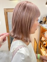 コハク(COHAKU)&nbsp;シンプルBOBと柔らかミルキーベージュ