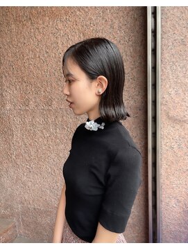 ノード(NODO) 【黒髪】切りっぱなしボブ