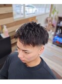 ツーブロフェードのアップバング