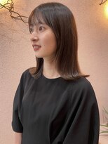 トリコ 柏(tricot)&nbsp;大人可愛い/外ハネ/ミディアムレイヤー/顔まわりレイヤー/柏