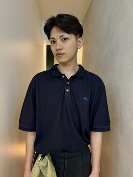 ゼストプール(ZEST POOL) センターパートカルマパーマ