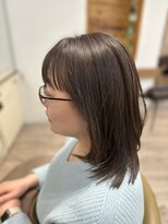 ヒラソル(girasol)&nbsp;ミディアムレイヤースタイル／マロンブラウン高濃度水素カラー