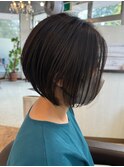 大人ショートボブヘアくびれショート白髪染めグレイカラー40代