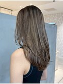 ロングオリーブベージュ美髪韓国ヘア顔周りレイヤー_ba555431
