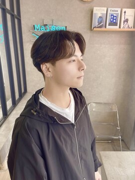 ムード カナザワ(mood kanazawa) 刈り上げセンターパート