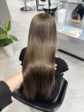 ルクス(Luxs) オリーブベージュ