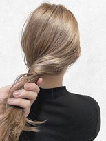 ヘアーアイストゥーレ(HAIR ICI TRE) 大人可愛いシフォンベージュブリーチなし透明感ロング