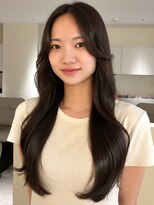 ユニバイリサ 天神大名店(uni by risa)&nbsp;オリーブベージュ ダークベージュ センターパート ロング