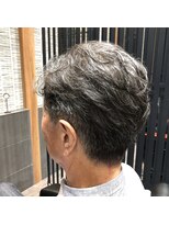 スカイ ビューレックス 丸の内店&nbsp;センターパート　ニュアンスパーマスタイル