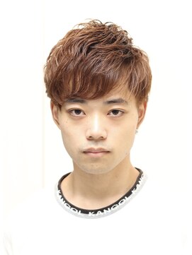 ヨシザワインク プレミアム 築地店(YOSHIZAWA Inc. PREMIUM) 刈り上げツーブロックショートレイヤー/束感スタイル/20代/30代