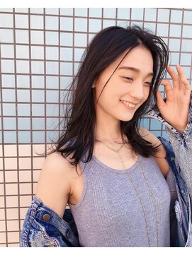 コーパル(copal) 大人かわいい セミレイヤーカット × 透け感 暗髪カラー