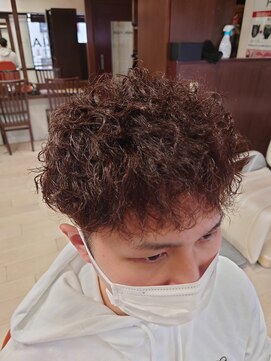 グルーマーズトウキョウ(GROOMER/S TOKYO) 【GROOMER/S 丸山 】 ツイストスパイラルパーマ スタイル