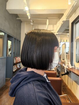 ヘアデザイン エソラ(hair design esora) 手でまとまるボブヘア