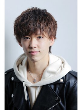 ラヴィニュースタンダードバーバーハナレ 新宿(LAVIE) 束感マッシュ