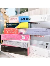 【Demihairのこだわり２】圧倒的なカラー剤の取扱いの多さでDemihairオリジナル調合による最高級の仕上り！