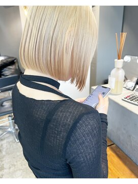 アン(un) ブリーチカラー