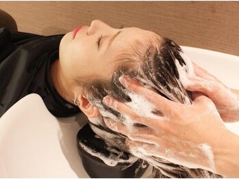 リープアルケー ヘアアンドヘッドスパ 錦糸町北口店(leap arche Hair&head spa)の写真/人気のヘッドスパで髪も頭皮も健やかに&気になる臭いも撃退◎時間を忘れ夢心地に[錦糸町/髪質改善/メンズ]