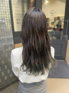 エマ 五島町店(EMMA) グラデーション×オリーブカラー