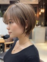 ラフ 立川(Laff)&nbsp;ショートヘアショートボブ白髪ぼかしハイライトカラーボブ