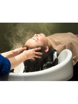 【恵比寿駅4分】高い入眠率を誇る極上スパ！こだわりの厳選シャンプーを使用した贅沢ヘッドスパをご体感★