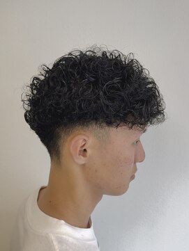 クルム(KURUMU) プードルパーマ/スパイラルパーマ/スペインカール/ハードパーマ