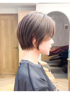 ロンドジェネルーズ 柏(Lond generous) ウェーブミディアム似合わせカットメルティカラーショート/柏柏