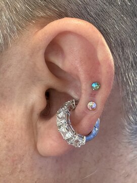 アンチェ(Anche) 【メンズ耳ツボジュエリー】