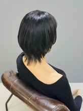 ブロッサム 鶴瀬店(Blossom) 小顔ウルフカット