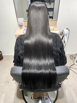 ゼン(ZEEN) 【リピート率が多い東田の縮毛矯正】