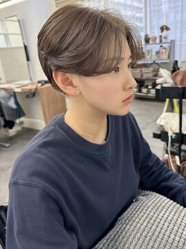 オウル(Owll) 【Owll】20代30代40代石田学史大阪ベリーショートベージュカラー