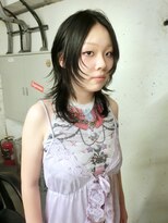 ノラ シブヤ(NORA)&nbsp;★ハッシュカットミディアムウルフ－シャギーカット平成Y2K黒髪