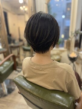 ソレイユ 新宿御苑前 (SOLEIL) ショートレイヤー