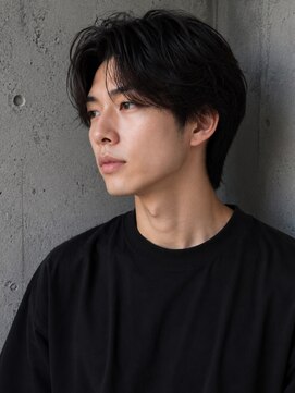 キュー(Cue_) ショートセンターパートマッシュニュアンスパーマシャドウパーマ