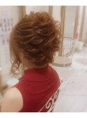 ルーズな夜会巻き