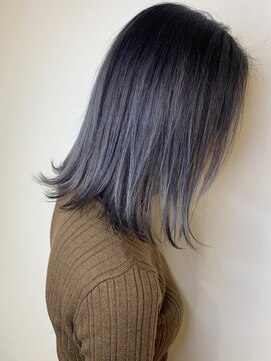 スティル ヘアアンドアイラッシュ(STILL hair&eyelash) 【STILLが叶える…】シルバー☆外ハネボブ