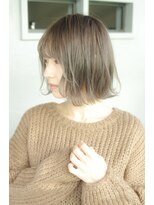 ルアナ(LUANA) 外ハネヘア