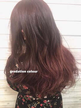 クレア(CREA) ピンク系グラデーションカラー