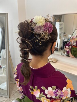 シュエット(Chouette) 卒業式/ポニーテールアレンジ/水引き/金箔