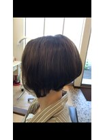 サロンドビージェイ サンティール(salon de B.J.) ショートボブ