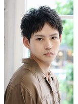 ルーツ(ROOTS) ナチュラルなデコ出しがカッコいいメンズショートヘア