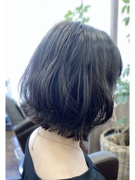 ナトゥーラ 滝ノ水店(Natura) 外はねボブ