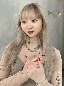 ソル ジングウマエ(SOL JINGUMAE) ミルクティーベージュレイヤーインナーカラーグレージュカラー