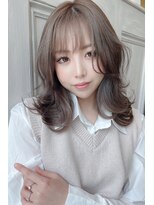 ウォークヘアーリリィ(Walk hair lily)&nbsp;ウルフレイヤー×ミルキーベージュ