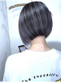 ミニボブ×シルバーバレイヤージュ×ブリーチ２回