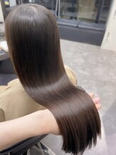ReFaビューテックシリーズを使ったサロン施術で♪熱を味方にしたダメージレスな髪質改善を実現◎